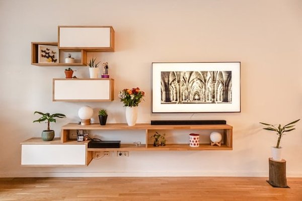 Quels sont les avantages des volets roulants motorisés pour une maison connectée ?