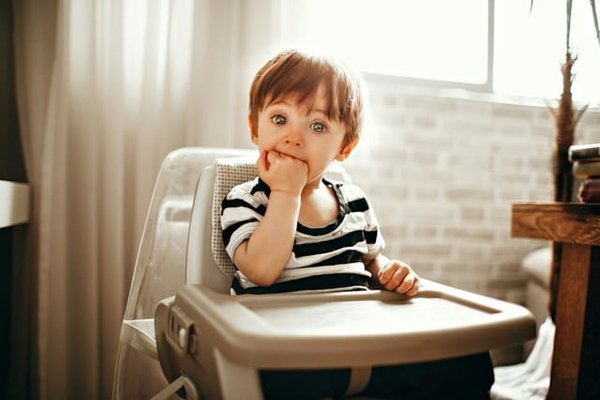 Quelles sont les meilleures stratégies pour déménager avec un bébé?